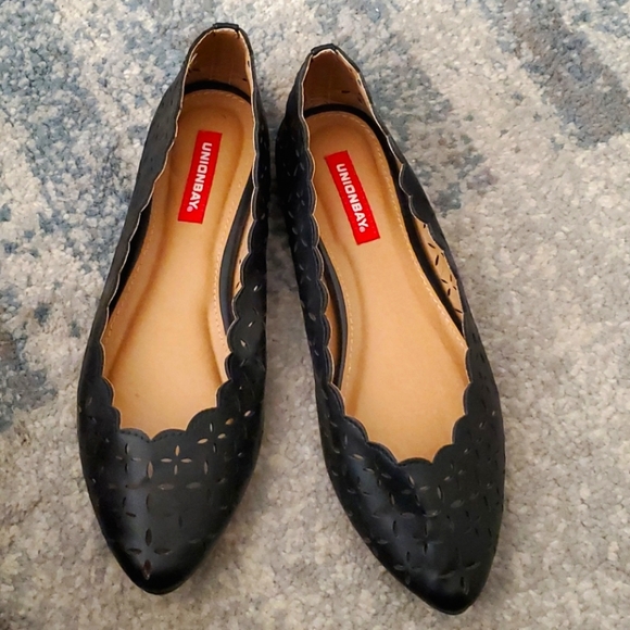 Black Unionbay slip on flats size 7.5 - Picture 1 of 1